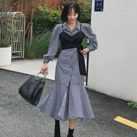 2 Pieces Dresses, Golden Globes Red Carpet, Modest Fashion Outfits, Mode Inspo, Kpop Fashion Outfits, 가을 패션, Celebrity Outfits, Korean Street Fashion, Golden Globes