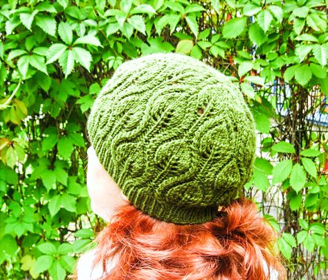 Foliage+hat+free+Crochet+patterns+2020 Leaf Hat, Fall Knitting Patterns, Cable Hat, Fall Knitting, Knitted Wit, How To Start Knitting, Hat Knitting Patterns, Beautiful Knitting, Free Knitting Pattern