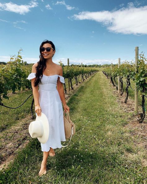 Wine Tasting Outfit Summer, Wine Country Outfit, Wine Tour Outfit, Napa Outfit, Winery Outfit Summer, Vineyard Outfit, Hamptons Outfit, Winery Outfit, Wine Tasting Outfit