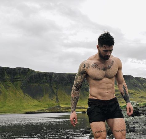 Kyle Krieger, My Hobbies, Athletic Body, Shirtless Men, Influencer, Fitness Motivation, Hobbies, Human Body, Models