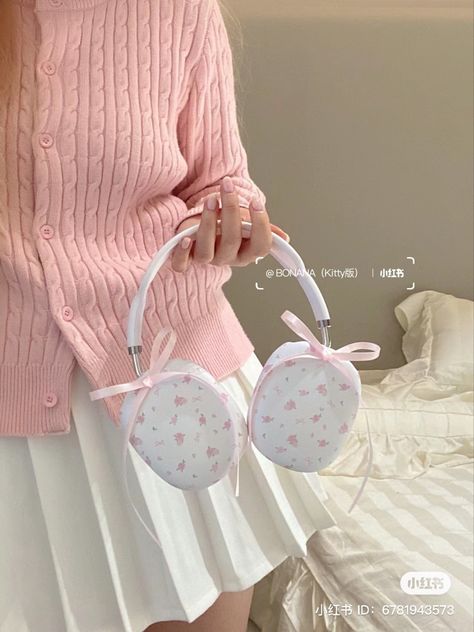 Cute Headphones, Pink Lifestyle, Lacy Tops, Study Motivation Video, Ipad Accessories, Wallpaper Stickers, Cute Headbands, Girly Accessories, Earphone Case