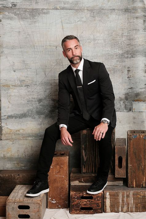 Jay Harrington, Strong Woman Tattoos, Beautiful Women Quotes, Handsome Men Quotes, Men Quotes Funny, Handsome Arab Men, Male Celebs, Star Struck, Woman Sketch