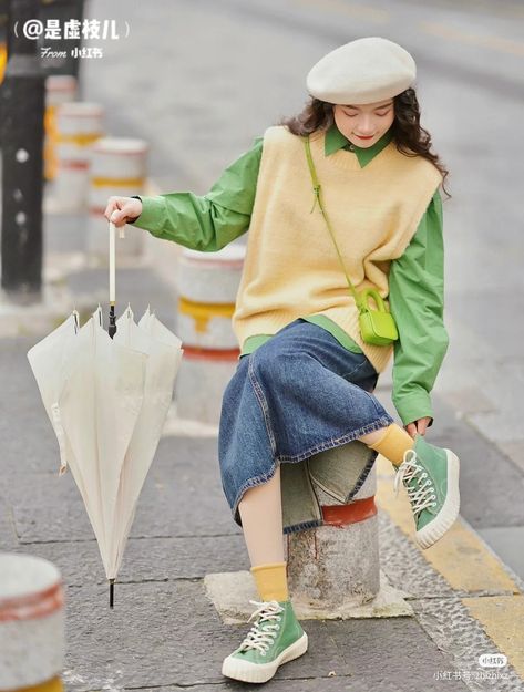 Fashion Layout, Artist Outfit, Quirky Fashion, Oversize Fashion, 가을 패션, Character Outfits, Fashion Poses, Japanese Fashion, Colorful Fashion