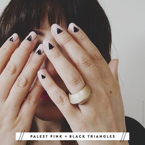 It's been a looooong time since I did a manicure post, but I couldn't resist sharing this latest one. I'm a little bit obsessed with it! I can't stop looking at my fingers. I'm still really into Ca... Nails Lines, Triangle Nails, Minimal Nails Art, French Manicure Designs, Minimalist Nail, Minimalist Nail Art, Black Nail Art, Classic French Manicure, Minimal Nails