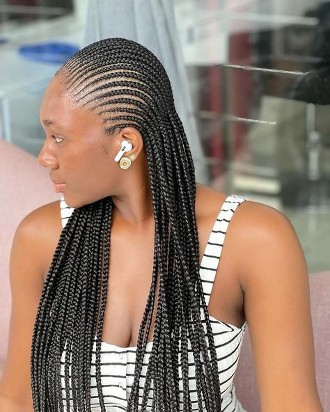 22 Fabulous Cornrows Ideas For A Stylish Protective Look Straight Back Styles For Black Women, Straight Back With Braids At The Back, Straight Cornrows Braids, Braids Going To The Back, Hair Care Routine Natural, Straight Back Styles, Straight Back Hairstyles, All Back Hairstyle, Straight Up Hairstyles