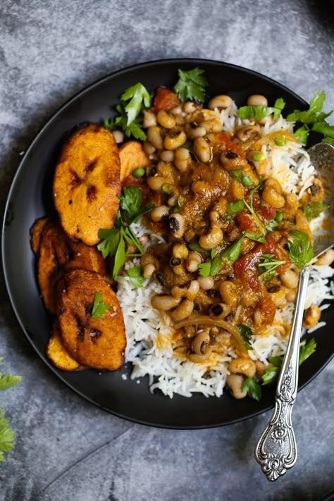 Black Eyed Peas Recipe, Boiled Rice, Fried Plantains, Vegan Stew, Kitchen Magic, Pea Recipes, Fire Roasted Tomatoes, Fire Roasted, Black Eyed