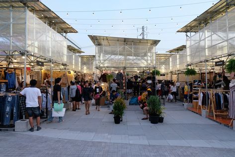 Gallery of Dadad Market / Bangkok Tokyo Architecture + OPH - 9 Tokyo Architecture, Architectural Orders, Commercial Street, Pop Up Market, Floating Lights, Cultural Architecture, Education Architecture, Outdoor Market, Scaffolding