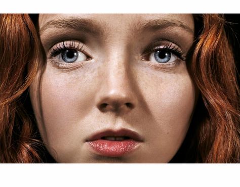 Makeup Tips for Redheads: Learn How to Pull Off Everything From a Bold Lip to Eyeshadow   | StyleCaster Make Up Guide, Makeup Tips For Redheads, Celebrity Beauty Secrets, Lily Cole, Wedding Makeup Tips, Bold Lip, Red To Blonde, Tim Walker, Braut Make-up