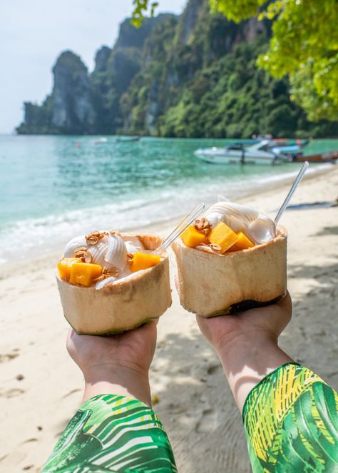 Best things to do in in Phi Phi Islands Phuket Thailand Aesthetic, Phuket Honeymoon, Phi Phi Island Thailand, Thailand Living, Phi Phi Thailand, Thailand Pictures, Phi Phi Islands, Thailand Vacation, Thailand Food