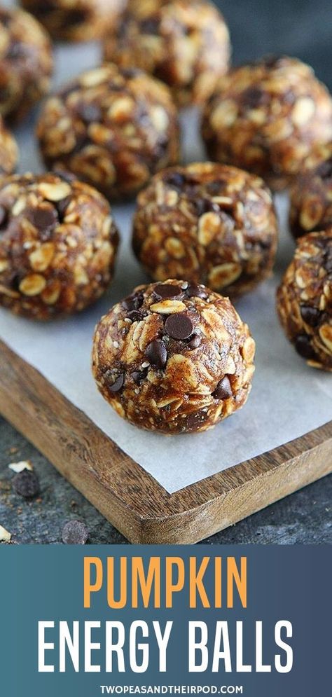 Pumpkin Energy Balls, Energy Balls Recipe, Preworkout Snack, Pumpkin Recipes Easy, Energy Ball Recipe, Peanut Butter Pumpkin, Pumpkin Chocolate Chip, Pumpkin Oatmeal, Healthy Fall