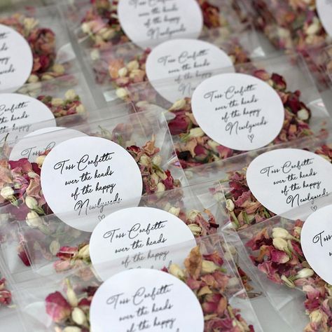 Wildflower Confetti, Handwritten Place Cards, Minimalist Wreath, Eco Friendly Confetti, Petal Toss, Biodegradable Confetti, Aisle Runners, Confetti Bags, Flower Confetti