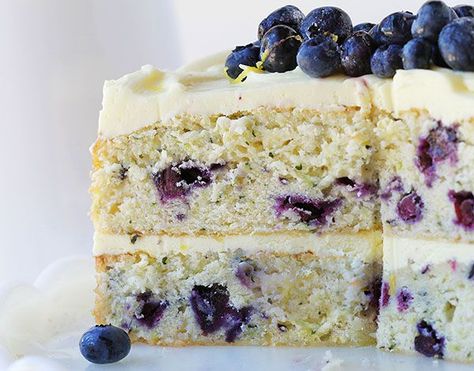 Want to adapt to be gluten free--blueberry zucchini cake with lemon buttercream ~ http://iambaker.net Blueberry Zucchini Cake, The Salty Cooker, Blueberry Zucchini, Mousse Au Chocolat Torte, Baked Food, Buttermilk Cake, I Am Baker, Blue Desserts, Lemon Buttercream