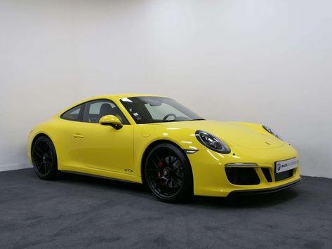 Porsche 991.2 Carrera GTS 2017 - elferspot.com - Marketplace for Porsche Sports Cars Porsche Factory, Sun Roof, Porsche 991, Surround Sound Systems, Rear Differential, Lighting Design Interior, Safety Belt, Car Led, Bucket Seats