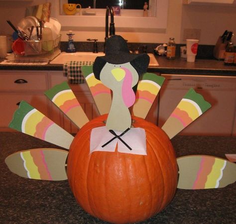 Thanksgiving Food Crafts, Turkey Pumpkin, Thanksgiving Inspiration, Jolly Holiday, Thanksgiving Centerpieces, Food Crafts, Thanksgiving Crafts, Holiday Projects, Holidays Thanksgiving