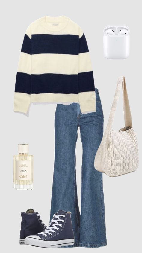 #navyoutfit #fall #goingout #outfitinspo Modest College Outfits, Fall Seattle, Sagittarius Style, Seattle University, Modesty Outfits, Cute Modest Outfits, Casual College Outfits, Elegant Outfits, Everyday Fashion Outfits