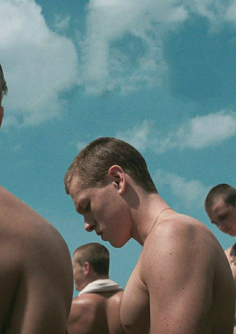 Harris Dickinson Beach Rats, Beach Rats Movie, Beach Rats, Inspi Photo, Harris Dickinson, Wes Anderson, Shoot Ideas, Photo Reference, Art Reference Photos