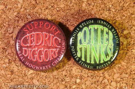 Harry Potter Support Cedric Diggory Potter Stinks Pin-back Button or Magnet Set. $2.60, via Etsy. Potter Stinks, Gratitude Book, Harry Potter Props, Megan Follows, William Moseley, Pansy Parkinson, Lily Potter, Harry Potter Pin, Neville Longbottom