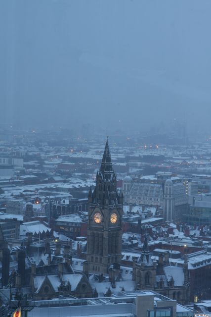 Manchester In Winter, Manchester Snow, Manchester Architecture, Manchester Travel, Country Aesthetic, University Of Manchester, Uni Room, Manchester England, Brick Road