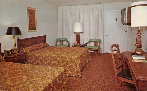 The 1722 Motor Lodge, Lancaster, Pennsylvania | by SwellMap Madonna Inn Rooms, Motor Lodge, Vintage Motel, Motel Room, Lancaster Pennsylvania, Vintage Hotels, Hotel Motel, Vintage Interiors, Hotel Rooms