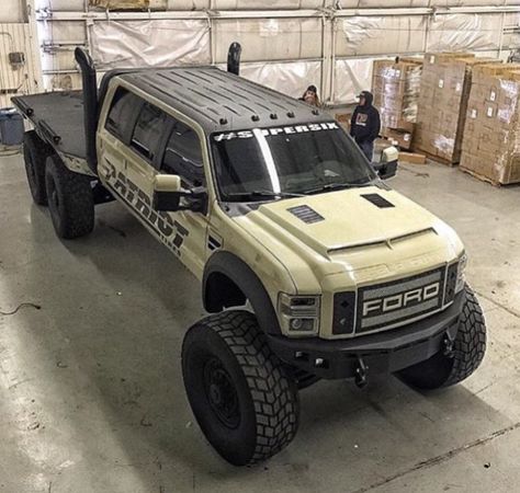 Is this even legal? Where can we find this? Ford F-450 6X6 Patriot Beast Diseal Trucks, Truk Ford, Diesel Brothers, 6x6 Truck, Ranger Truck, Ford Ranger Truck, Lifted Ford, Ford Pickup Trucks, 4x4 Trucks