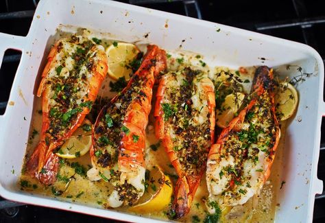 Grilled Butter Garlic Shrimp. Grilled Garlic Shrimp, Butter Garlic Shrimp, Oven Shrimp Recipes, Shrimp In The Oven, Butter Prawn, Grilled Garlic, Prawn Dishes, Grilled Prawns, Garlic Prawns