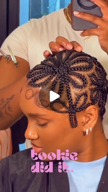 BraidsTribe on Instagram: "Braided bald head, the official style of the summer 🫶🏿🫶🏿🫶🏿 . . @tookiedidit you did that 👏🏿👏🏿 she’s in LA y’all follow her for more 🙌🏾  . . . . . #baldheadbraids #braidstribe #flowerbraid #cornrowbraids #cornrowstyles #summerbraids #braidsstyles #cornrowhairstyles" Bald Braids Black Women, Stitch Braids On Short Hair, Flower Braids Black Hair, Cornbraids Hairstyles Black Women 2021, Braid Bald Head, Bald Head Braids Style, Up In One Cornrow Braids, Cornrows Braids For Black Women Protective Styles, Bald Braided Hairstyle