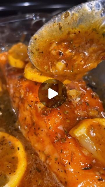 Honey Lemon Butter Salmon, Salmon Tail Recipes, Bake Fish Recipes Oven, Salmon Ideas For Dinner, Salmon Oven Recipes, Italian Fish Recipes, Fish Casserole, Oven Salmon, Cod Fish Recipes