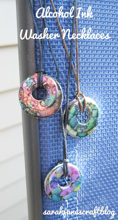 Washer Crafts, Alcohol Ink Jewelry, Washer Jewelry, Diy Crafts For Teen Girls, Diy Crafts For Teens, Inexpensive Crafts, Alcohol Ink Crafts, Ink Crafts, Jewerly Making