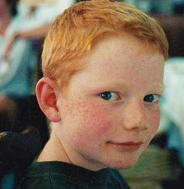 Young Ed Sheeran Ed Sheeran Young, Ginger Kids, Ed Sheeran Love, Entertainment Music, Lorde, Ed Sheeran, Playing Guitar, Pop Star, Singer Songwriter