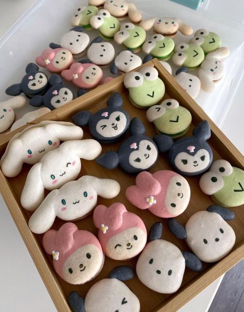 Mochi Theme Party, Sanrio Macaron, Sanrio Birthday, Sanrio Food, Hello Kitty Birthday Party, Sanrio Stuff, Kawaii Cooking, Cute Baking, Hello Kitty Accessories