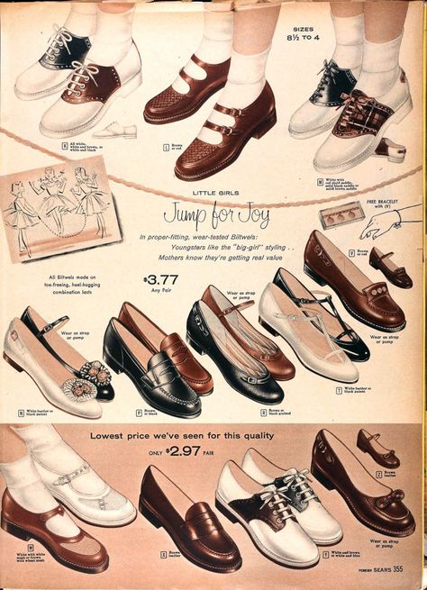 Early 1950s Fashion, 50’s Shoes, 50's Shoes, 1950's Shoes, 1950s School, 50s Shoes, 1950s Girl, Shoe Drawing, 50s Clothing