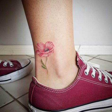 Flower Tattoo Side Of Wrist, Small Poppy Flower Tattoo, Poppy Tattoo Ideas, Red Poppy Tattoo, Tattoos Placement, Poppy Flower Tattoo, Scandinavian Tattoo, Poppy Tattoo, Tattoos Inspo