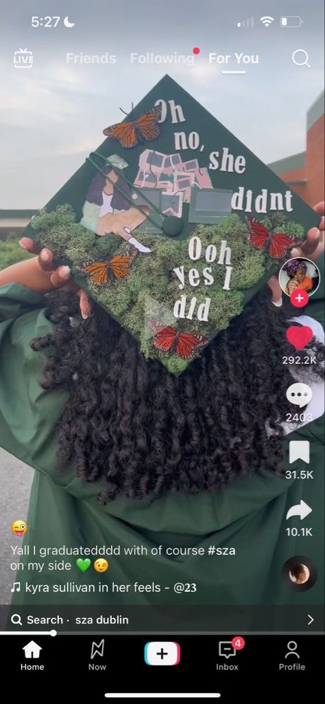 Sza Cap Decoration Graduation, Bryson Tiller Graduation Cap, Nigerian Graduation Caps, Moss Graduation Cap, Ctrl Sza Grad Cap, Sza Inspired Graduation Caps, Grad Cap Inspo Sza, Brent Faiyaz Graduation Cap, Graduation Cap Ideas Sza