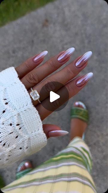 Ainur Rustemova on Instagram: "Classy ombré chrome tips 💎 @daily_charme  Use my code: Noor10 to save at #dailycharme #dailycharmer  Product used:  J05 Dulcet charms gel  Charme gel Art paint P02 white  Diamond shine gel top coat  Magicwhite Chrome" Ombré Chrome, Acrylic Nails Chrome, Ombre Chrome, Ombre Chrome Nails, Chrome Tips, Nails Chrome, Gel Acrylic Nails, Nail Art Inspo, Gel Top Coat