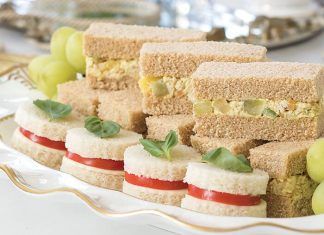 Caprese Tea Sandwiches Caprese Tea Sandwich, Recipe Chicken Salad, Small Sandwiches, Tea Sandwich, Easter Cocktails, British Party, Sandwiches Recipes, Honey Wheat Bread, Tea Sandwiches Recipes