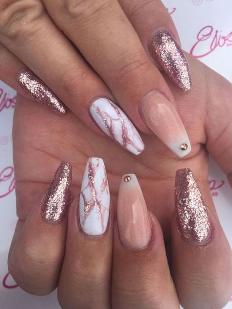 Rose Gold Nails Glitter, Marble Acrylic Nails, Fall Wedding Nails, Rose Gold Nail Art, Marble Nail Designs, Gold Nail Art, Gold Glitter Nails, Hacks Beauty, Fall Nail Art Designs