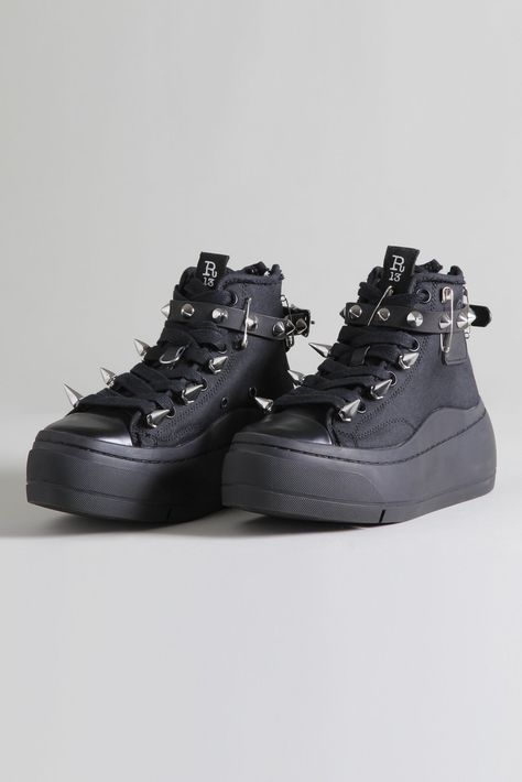 Punk Sneakers, R13 Denim, Everything Black, Trendy Shoes Sneakers, Fashion Aesthetics, Leather High Tops, Denim Shoes, Diy Shoes