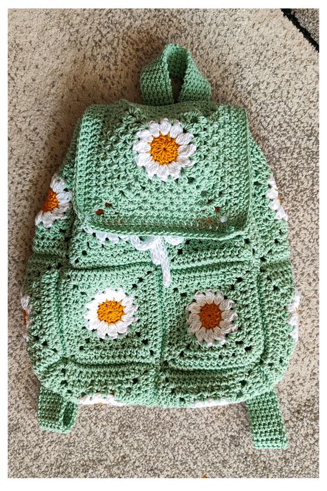 Crochet Bookbag Purse, Crochet Book Bags Free Patterns, Crochet School Bags Free Pattern, Crochet Granny Square Backpack Pattern, Large Crochet Bag Pattern Free, Granny Square Crochet Backpack, Crochet Backpack Free Pattern Easy, Crochet Bags Free Patterns Easy, Granny Square Backpack Pattern