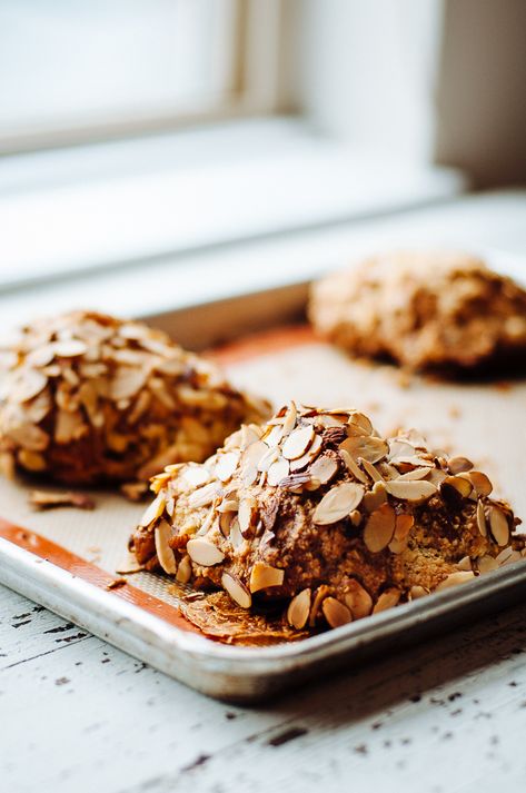 Double Baked Almond Croissants Two Ways - Pumpkin Pie and Chocolate Hazelnut — hint of vanilla Hazelnut Croissant, Chocolate Almond Croissant, Chocolate Hazelnut Croissant, Almond Croissants, Croissant Recipe, Almond Croissant, Mexican Dessert Recipes, Mexican Dessert, Chocolate Almond