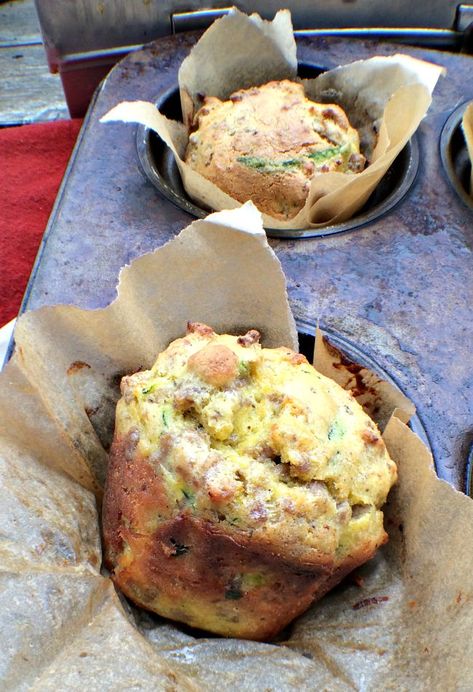 Paleo Meat and Veggie Muffins - The Nourishing Gourmet Savoury High Protein Snacks, Gourmet Muffins, Gluten Free Savoury Muffins, Breakfast Gourmet, Vegetable Muffins, Breakfast Paleo, Savoury Breakfast, Savoury Muffins, Eat Beautiful