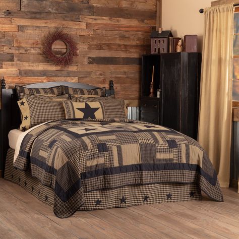 Black Check Star Quilt Bundle Rustic Home Inspiration, Country Bedding Sets, Cabin Bedroom Decor, Post And Beam Homes, Ikea Bedroom Ideas, Primitive Bedding, California King Quilts, Rustic Remodel, River House Decor