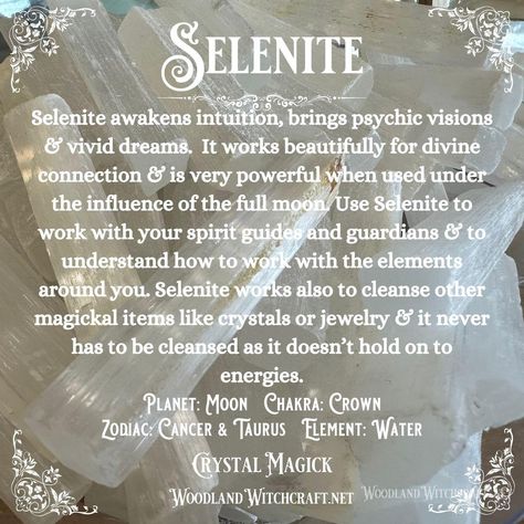 Selenite Aesthetic, Selenite Crystal Meaning, Selenite Properties, Altar Inspiration, Crystals Meaning, Soul Work, Peace And Serenity, Crystal Properties, Reiki Meditation