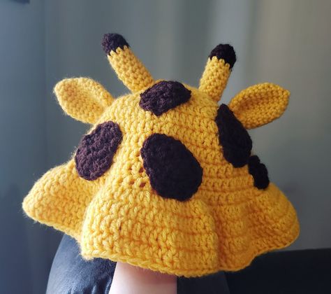 Giraffe crochet bucket hat Giraffe Bucket Hat Crochet, Giraffe Hat Crochet Pattern Free, Giraffe Crochet Hat, Animal Bucket Hat Crochet, Crochet Fruit Hat, Bucket Hats Crochet, Cow Bucket Hat, Crochet Bear Hat, Giraffe Hat