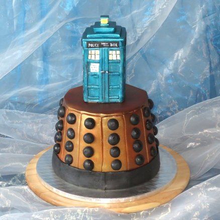 Dalek Cake, Dr Who Cake, Doctor Who Cakes, Tardis Cake, Doctor Who Birthday, Doctor Who Wedding, Movie Cakes, Funny Birthday Cakes, Novelty Cakes