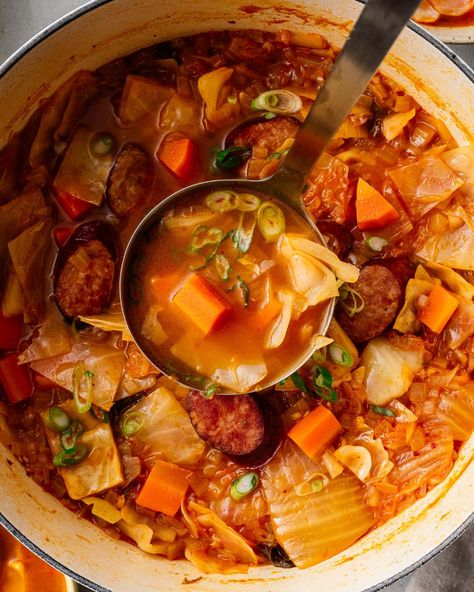 Spicy Cabbage Soup, Best Cabbage Soup, Korean Cabbage, Spicy Soup Recipes, Easy Cabbage Soup, Cabbage And Sausage, 15 January, Spicy Soup, Vegetarian Cabbage