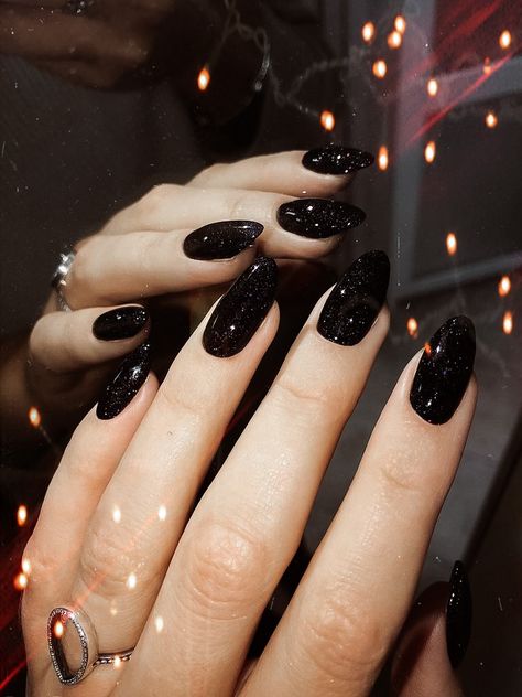 Sparkly Black Nails, Black Sparkle Nails, Black Almond Nails, Black Nails With Glitter, Black Acrylic Nails, Goth Nails, Sparkle Nails, Black Nail, Dark Nails