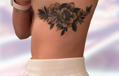 Underboob Cover Up Tattoo, Rib Tattoos For Women Cover Up, Rose Rib Tattoos, Flower Cover Up Tattoos, Tatuaje Cover Up, Flower Tattoo On Ribs, Side Tattoos Women, Cover Up Tattoos For Women, Cute Thigh Tattoos