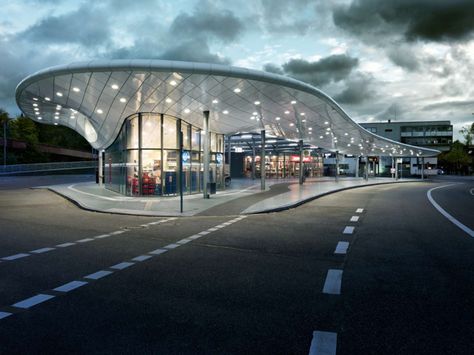 The construction of the Hamburg Poppenbüttel station connects the bus stations to the train station and the P+R parking garage through a central pedestrian b... Bus Station Design, Tram Station, Bus Stop Design, Terminal Bus, Transport Hub, Train Station Architecture, Bus Shelters, Bus Terminal, Roof Architecture