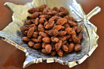 These Smoky Spicy Roasted Almonds are a quick easy treat that the whole family can enjoy. You can adjust the seasonings to your taste. Almond Recipes Snacks, Smoked Almonds Recipe, Flavored Almonds Recipe, Spicy Roasted Almonds, Seasoned Almonds, Roasted Nuts Recipe, Almonds Roasted, Smoked Almonds, Nut Butter Recipes