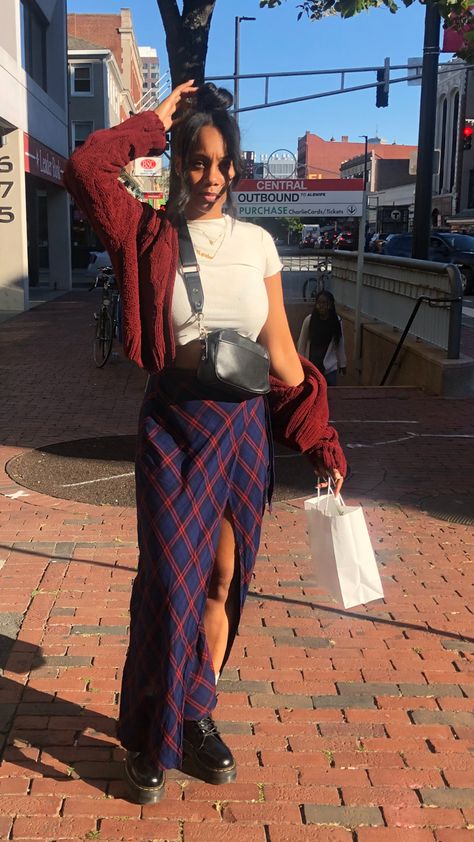 Mid Size Doc Martens Outfit, Maxi Skirt With Doc Martens, Skirts And Doc Martens Outfit, Skirt And Doc Martens Outfit, Doc Martens Outfit Spring, Doc Martens Outfit Black Women, Cute Plaid Skirt Outfits, Doc Outfits, Weekend Fits